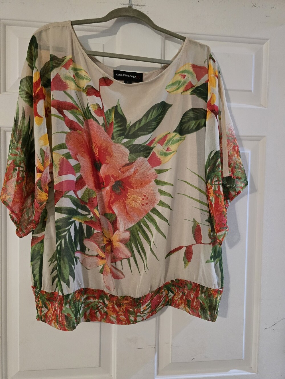 Colleen Lopez Cream Tropical Floral Flutter Top with Coral Blooms